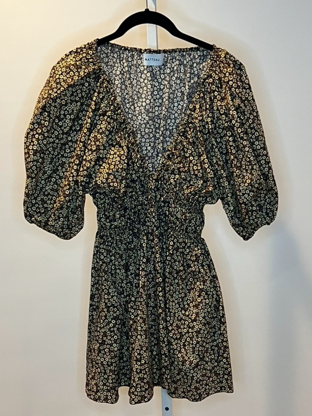 *MATTEAU* Shirred Plunge Mini Dress in
Chamomile Size 38 (6) EUC - Picture 4 of 9